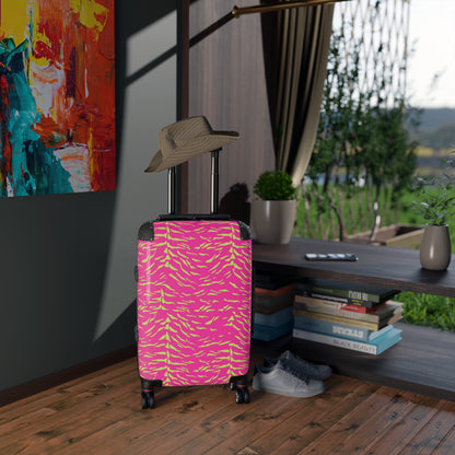 Suitcases Available in 3 Sizes (Small, Medium, & Large)