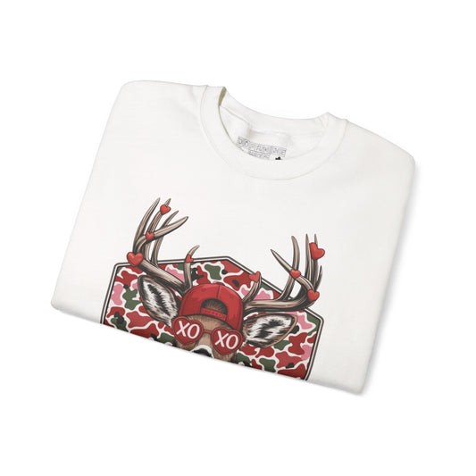 Camo Buck XOXO | Unisex Heavy Blend™ Crewneck Sweatshirt