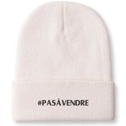 Canada n'est #PASÀVENDRE - Bonnet en tricot brodé dégradé rétro – Élégant et chaud pour l’hiver