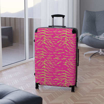 Suitcases Available in 3 Sizes (Small, Medium, & Large)